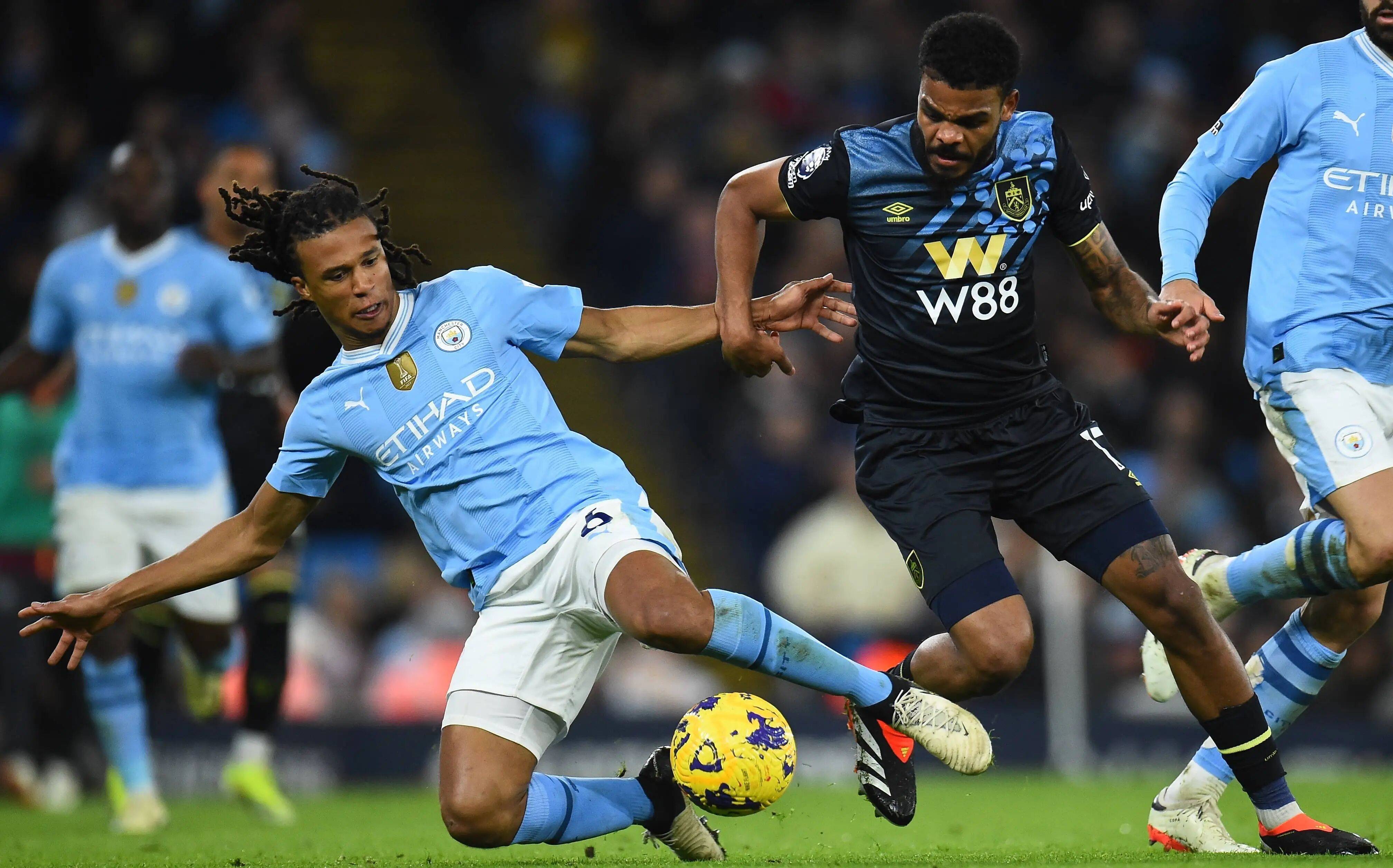 拉玛西亚11大离队天才：奥纳纳、西蒙斯领衔