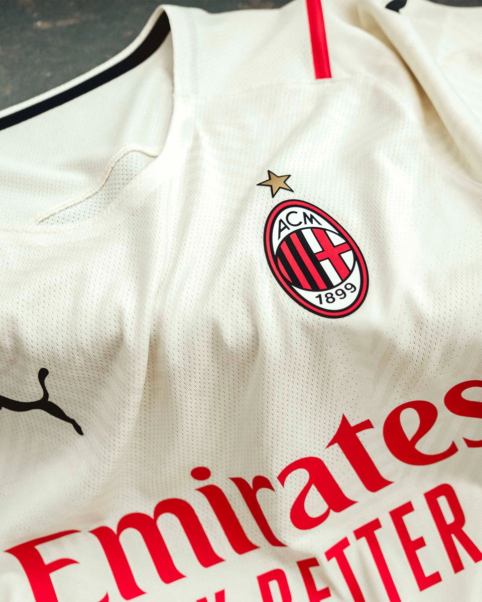 斯洛特确认萨拉赫下周复出，欧冠出战马赛仍存疑